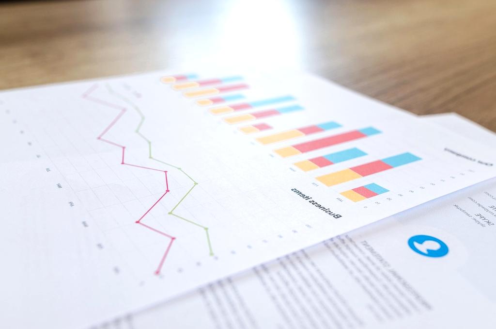 Engagement prediction analytics with performance graphs